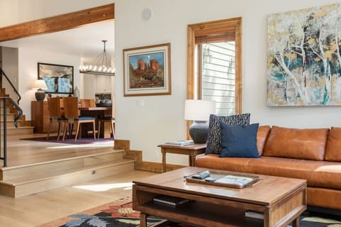 EagleVail Golf Course Views - Private Hot Tub! House in Avon