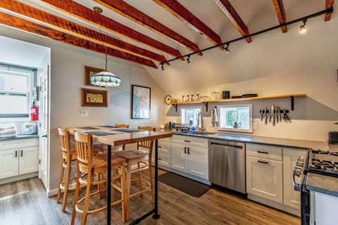 This gorgeous, bright, second floor apartment offers everything you could need to enjoy Burlington for a single night, or weeks at a time. 