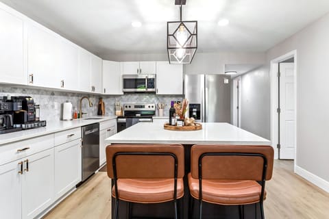 Cook up in our generous and spacious kitchen after exploring Pinellas Park.