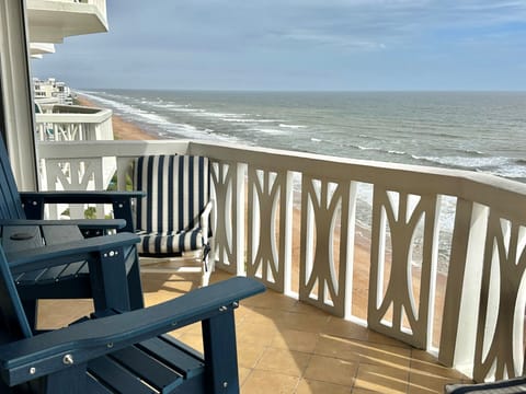 Ocean balcony