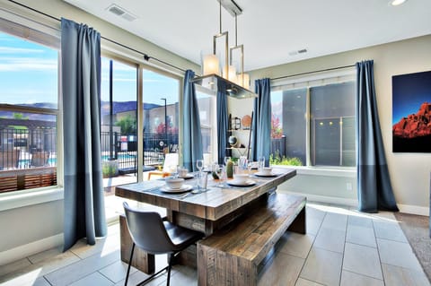 Luxury House, Mountain View | In-room dining