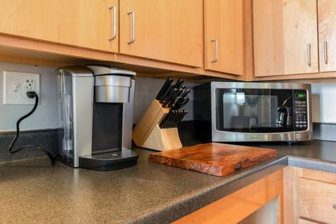 Lots of kitchen amenities!