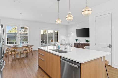 Full Kitchen with Bar Seating