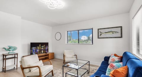 Comfort and Convenience 2/1 Rent (7834)