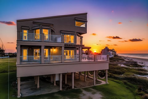 Galveston Vacation Rental | 5BR | 3BA | 2,587 Sq Ft | Stairs to Enter