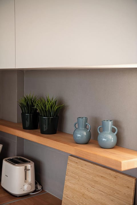 Villa | Private kitchen | Full-size fridge, microwave, oven, stovetop