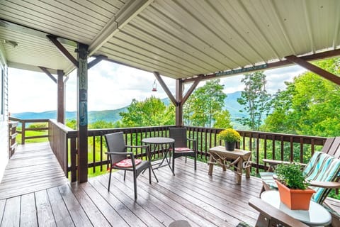 Deck Area--- Outdoor Living Space, Mountain View