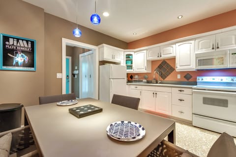 Apartment (1 Bedroom) | Interior