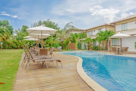 Seating area,Swimming pool
