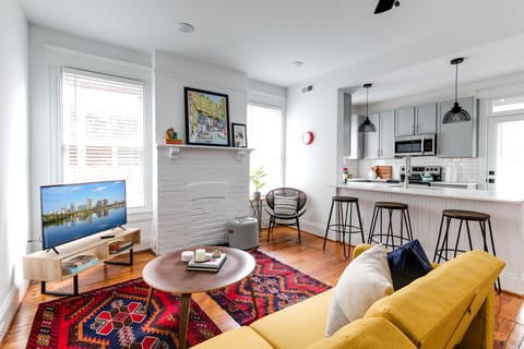Living Room: Bright space with chic decor, vintage accents, and vibrant textiles for relaxation!