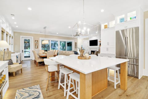 15 Bald Eagle West - Kitchen (Main Level)