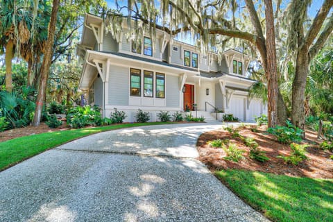 15 Bald Eagle West - 6 Bedroom Sea Pines Home