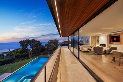 House | 4 bedrooms, high-speed internet