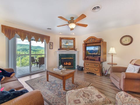 Whispering Pines 553 2 Bedroom Condo with Indoor Pool Outdoor Po - Spacious Living Room with Gas Fireplace, Sleeper Sofa and SMART TV with Cable & WIFI throughout vacation rental