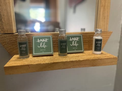 Complementary toiletries