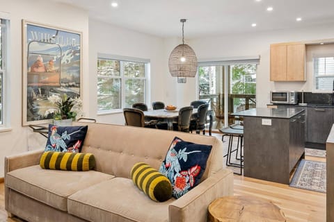 Looking into the dining area and kitchen