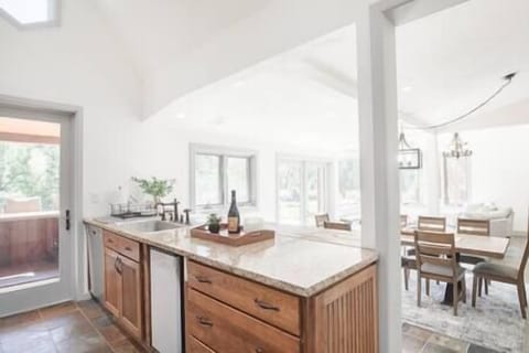 A9fd677b 16e4 4421 9199 75882fe76703