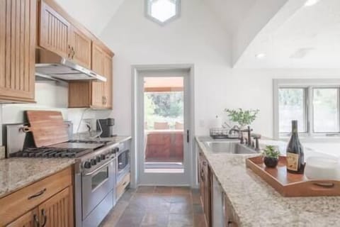 E00fd4c2 42c4 4097 b1b3 44b0c17a0566