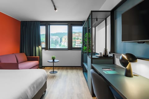 Superior Double or Twin Room | Desk, free WiFi, bed sheets