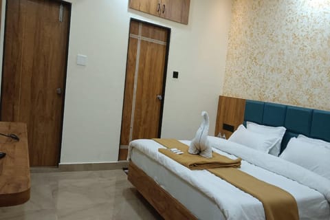 Deluxe Double Room, City View | View from room