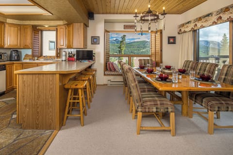 Dining Room and Bar Seating | Main Level