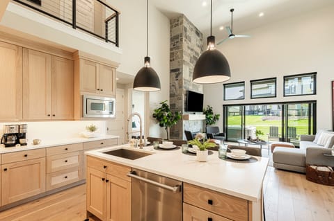 Fully equipped kitchen