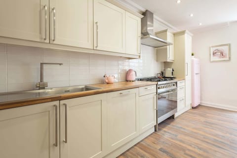 Yule House, Alnwick - Host & Stay