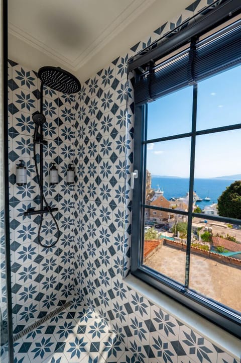 Superior Double or Twin Room, Non Smoking | Room amenity