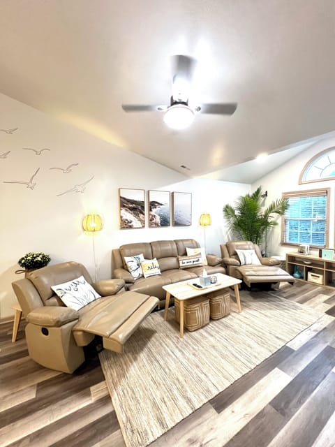 Upstairs living room