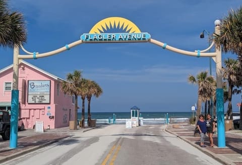 Entrance to the main beach ramp on Flagler Avenue.