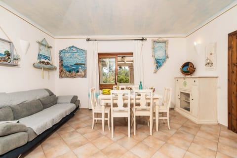 Living and dining room