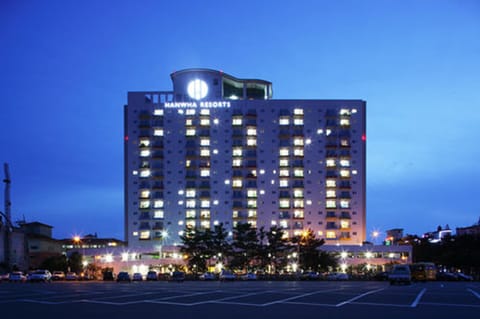 Front of property - evening/night