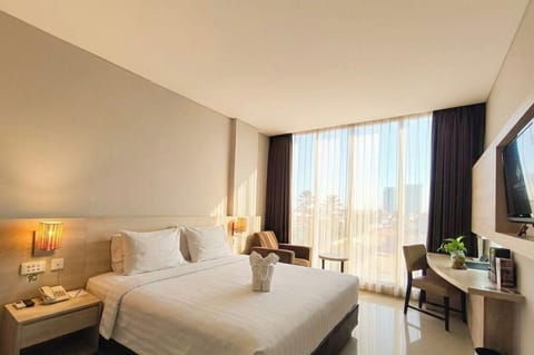 Deluxe Double Room | In-room safe, free WiFi, bed sheets, wheelchair access