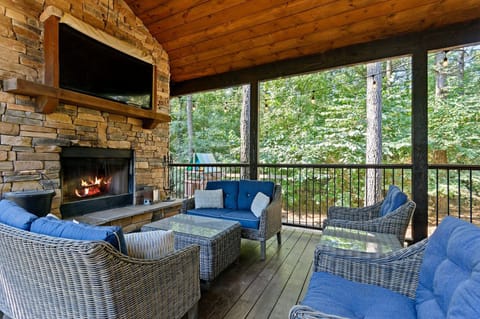 watch tv or take in the views as the kids play