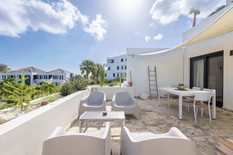 Outdoor Terrace