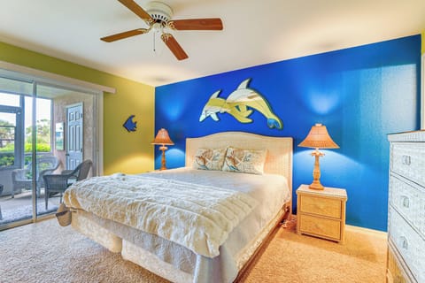 Englewood Vacation Rental | 2BR | 2BA | 1,230 Sq Ft | 3 Steps for Access