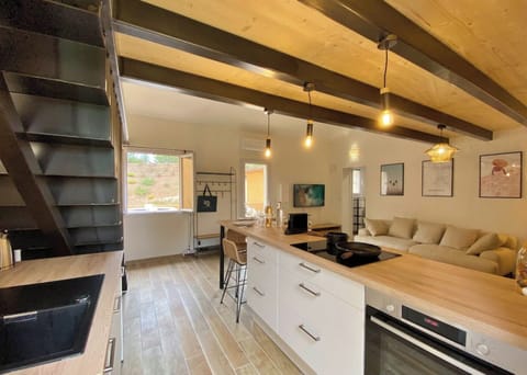 Comfort Loft, Garden View | Private kitchen | Espresso maker, coffee/tea maker, electric kettle