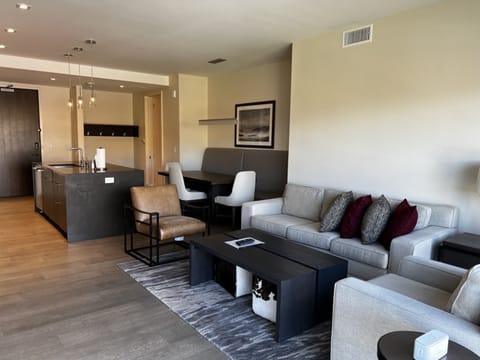 Home Decor, Furniture, Table, Coffee Table, Architecture