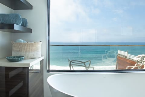 Soak in the Sea - Primary Jacuzzi freestanding bathtub