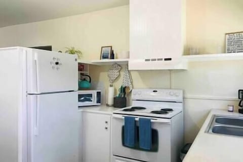 e6fedbe3-57e6-414f-8a79-2af4ce051ecd