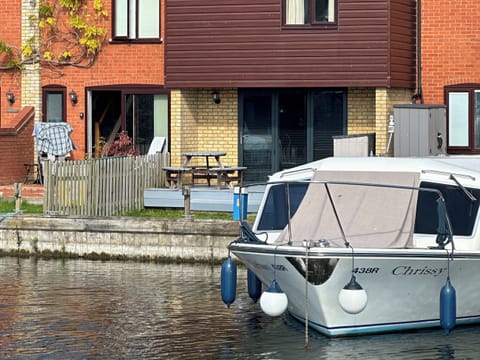 Exterior | Marina Vista, Horning