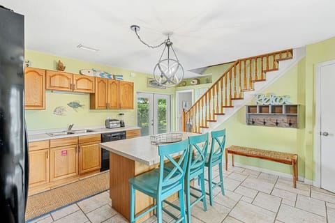 Dining area is conveniently near to the kitchen.