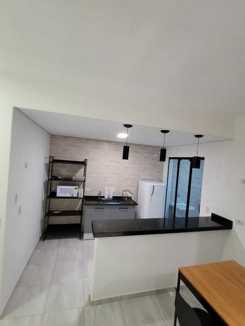 Family Room, Balcony, Mountain View | Private kitchen | Fridge, microwave, cookware/dishes/utensils