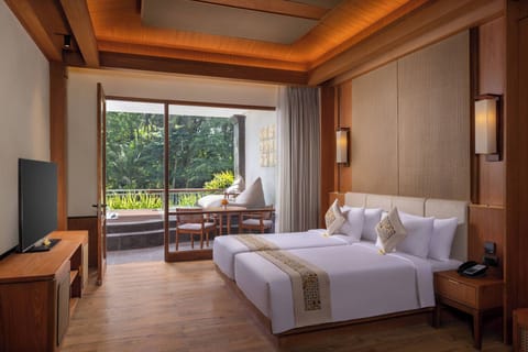 Anumana De Suite-Suite Room with Jacuzzi | Egyptian cotton sheets, premium bedding, down comforters, pillowtop beds