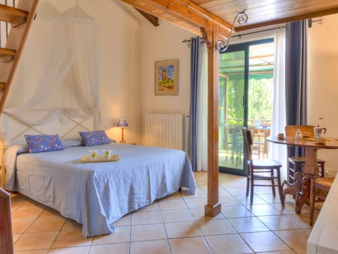 Comfort House, 2 Bedrooms | 2 bedrooms, individually furnished, bed sheets