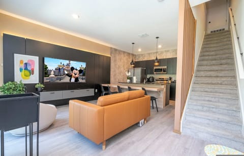 House | 3 bedrooms, desk, Internet