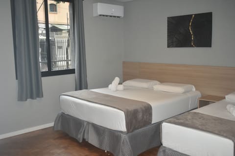 Standard Triple Room | Laptop workspace, free WiFi