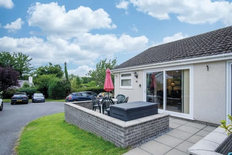 Bayview 61 - 2 Bedroom Chalet - Bayview Oxwich (5530)