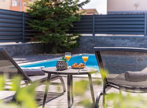 Villa (Five Bedroom Villa with Private Pool) | Interior detail