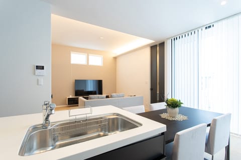 Villa, 3 Bedrooms | Private kitchen | Electric kettle